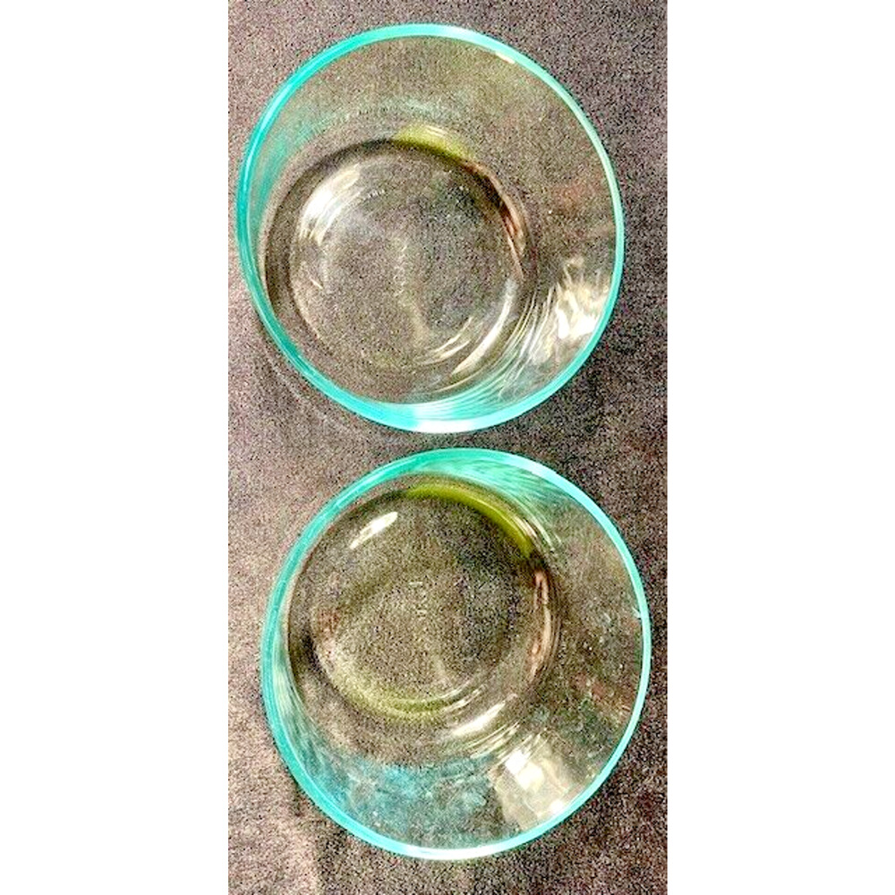 Vintage PYREX #7201 Mixing Bowls - Lot of 2 - Picture 4 of 4